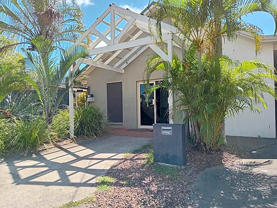 Flashpackers Hervey Bay Hostel