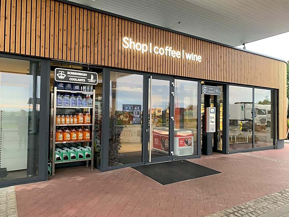 Hotel Solitaire FREE Parking Self Check-in