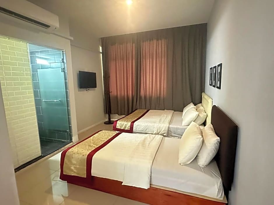 KINGSMAN BOUTIQUE HOTEL