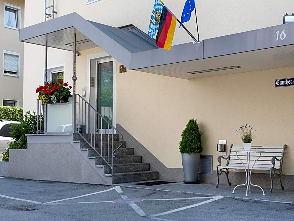 Hotel Kriemhild am Hirschgarten in Munich-Nymphenburg