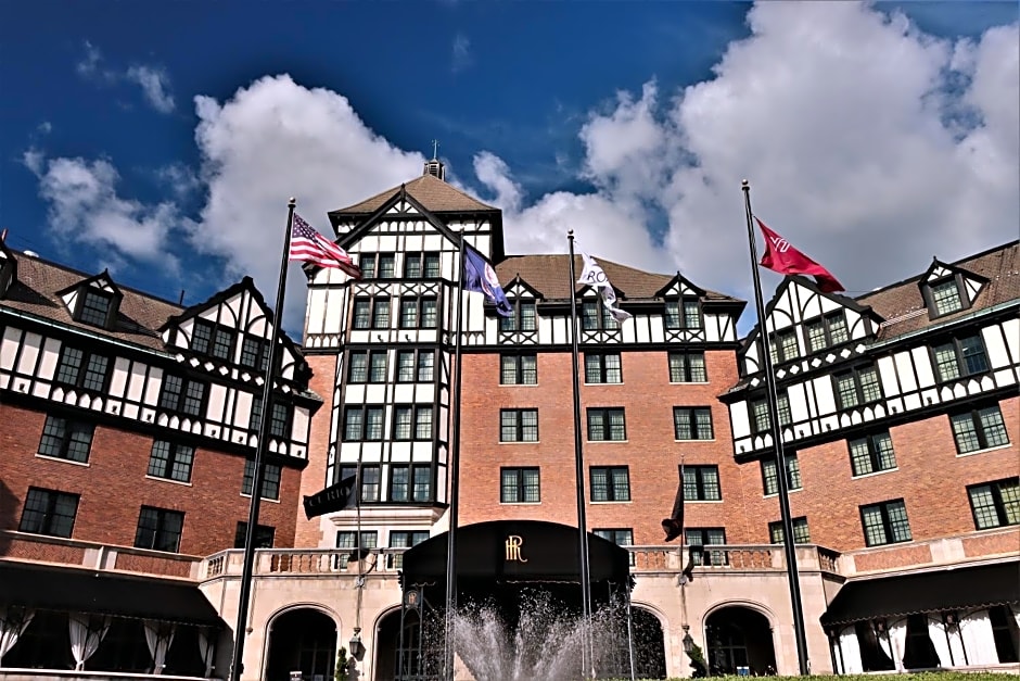 Hotel Roanoke - Conference Center Curio Collection by Hilton