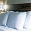 Holiday Inn Express & Suites Phoenix - Mesa West By IHG