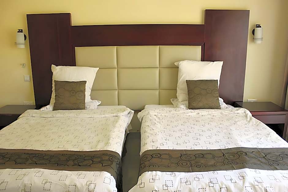 Chamba Valley Exotic Hotel.