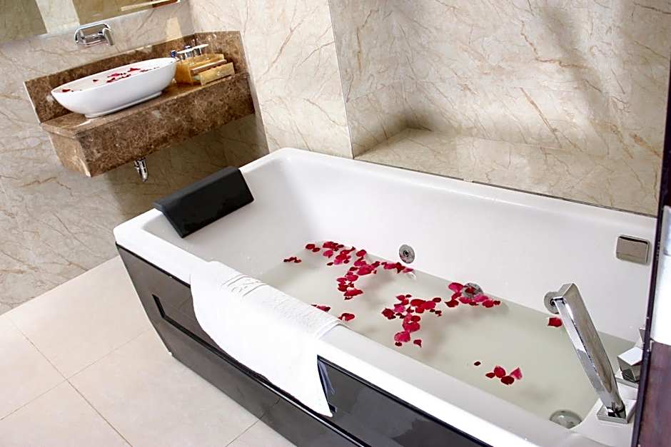 The White Rhino Hotel