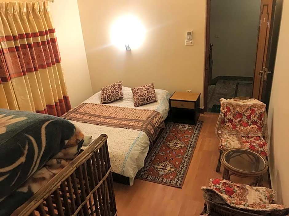 Hotel The Cherry Garden