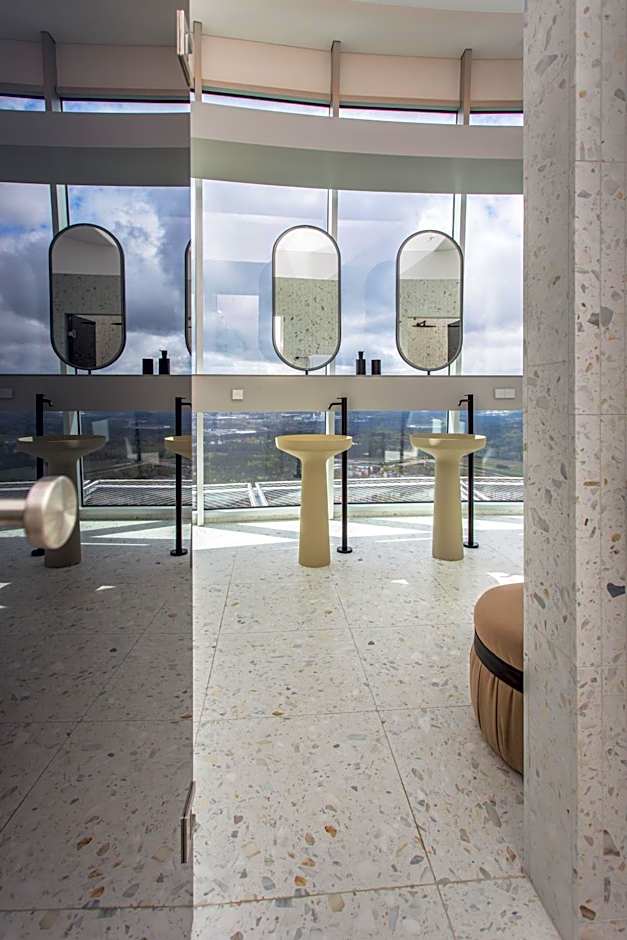 Vilnius TV Tower Apartments DEBESYS