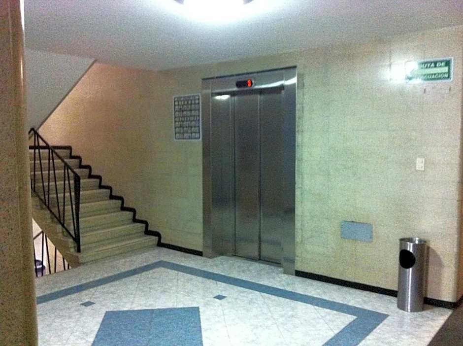 Hotel Dos Naciones