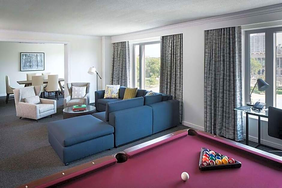 The Logan Philadelphia, Curio Collection by Hilton