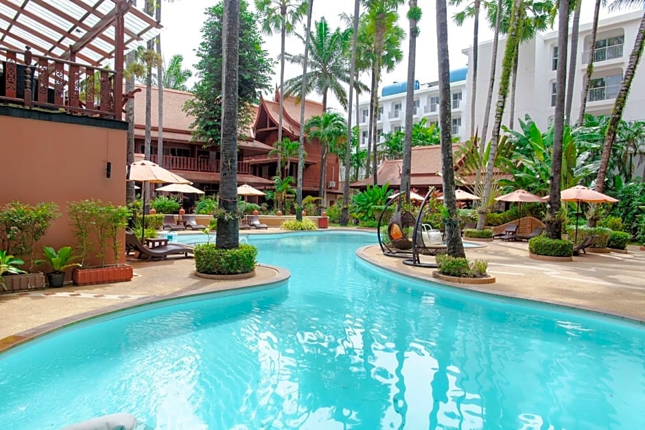 Royal Phawadee Village Patong Beach Hotel (SHA Plus)