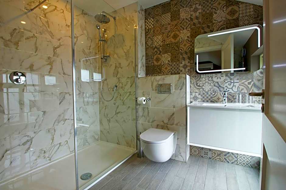 Gleesons Townhouse Booterstown