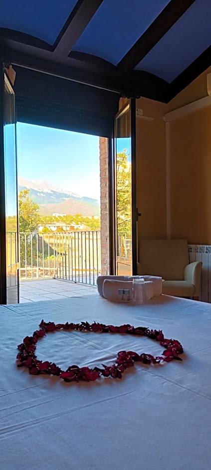 Hotel El Comendador Anon – Añón de Moncayo, IA