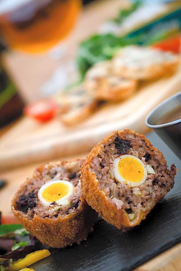 Norfolk Arms Hotel, Ringinglow