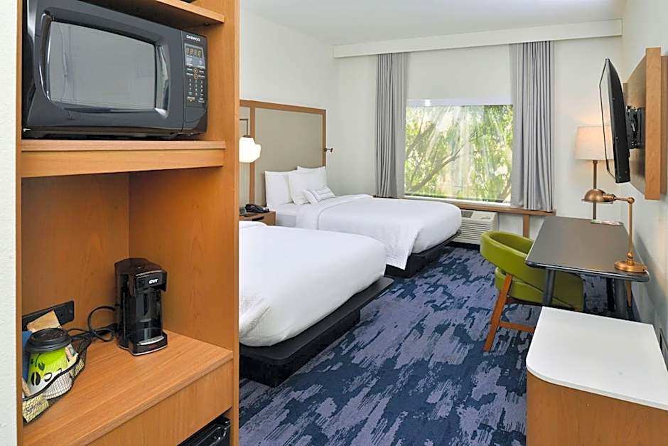 Fairfield Inn & Suites by Marriott Charlotte University Research Park