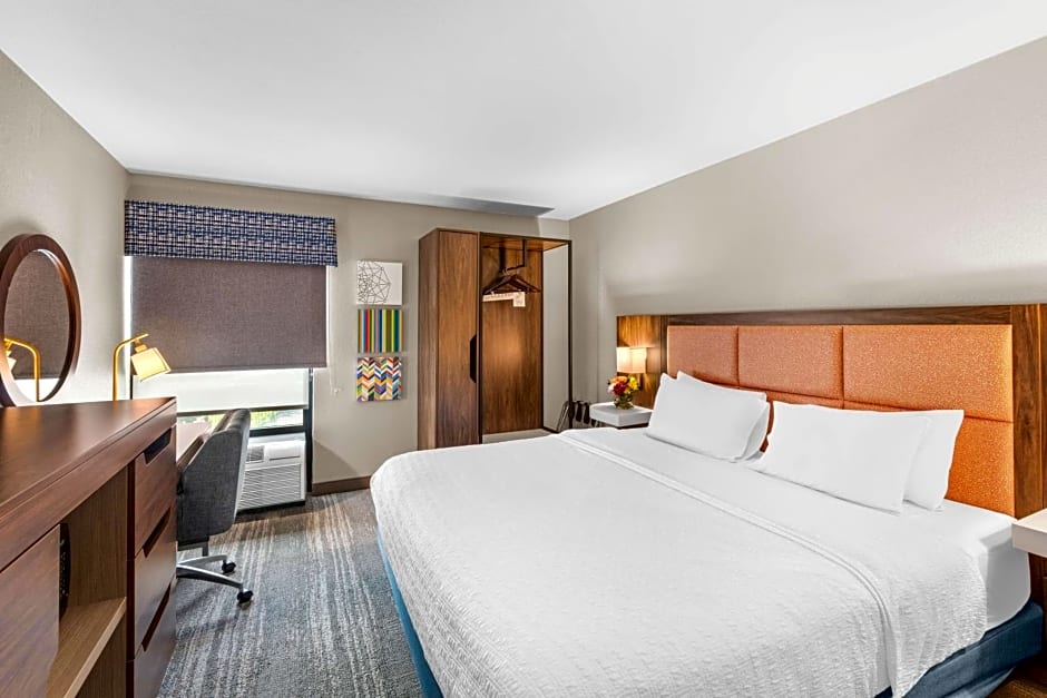 Hampton Inn By Hilton Knoxville-Airport