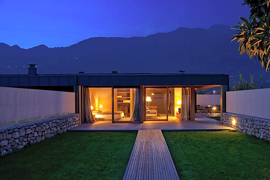 Vivere Suites & Rooms