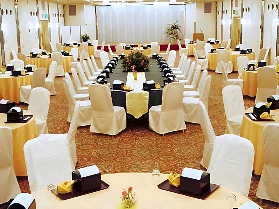 Central Hotel Yokosuka