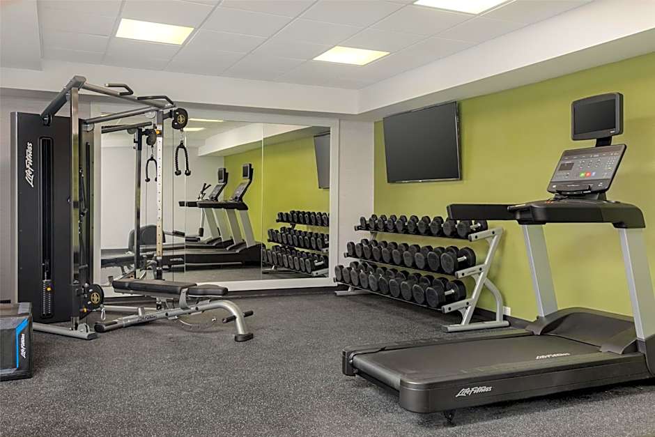 Spark by Hilton Woodstock