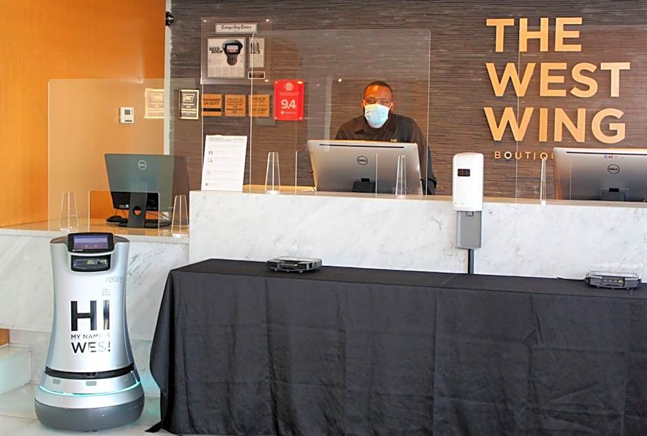 West Wing Hotel, Ascend Hotel Collection