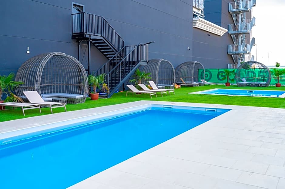 GoldenEye Hotel & Casino