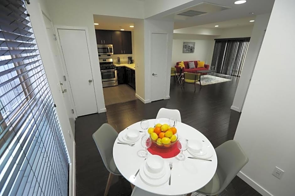 Downtown Cosmopolitan Residences