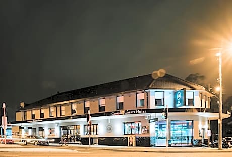 General Roberts Hotel