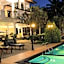 Queens Beach Hotel