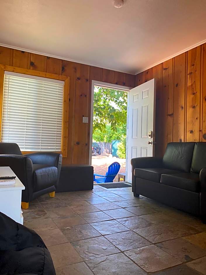 Clearlake Cabins
