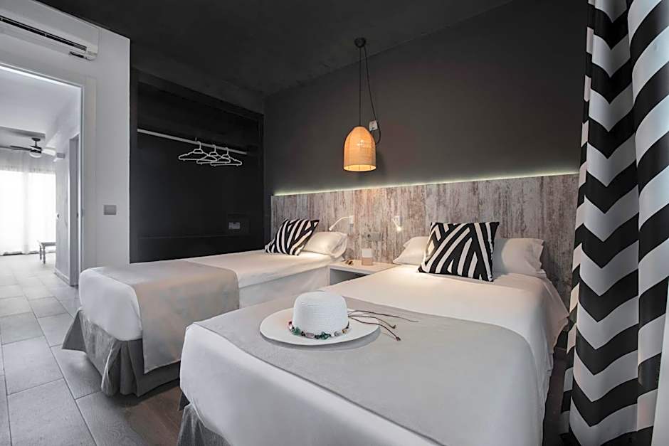 Aparthotel Playasol Mogambo