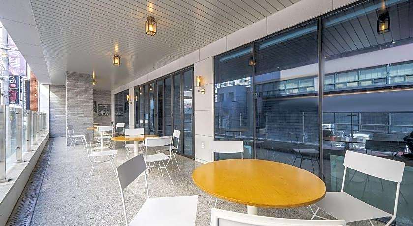 Brown-Dot Hotel Deokcheon