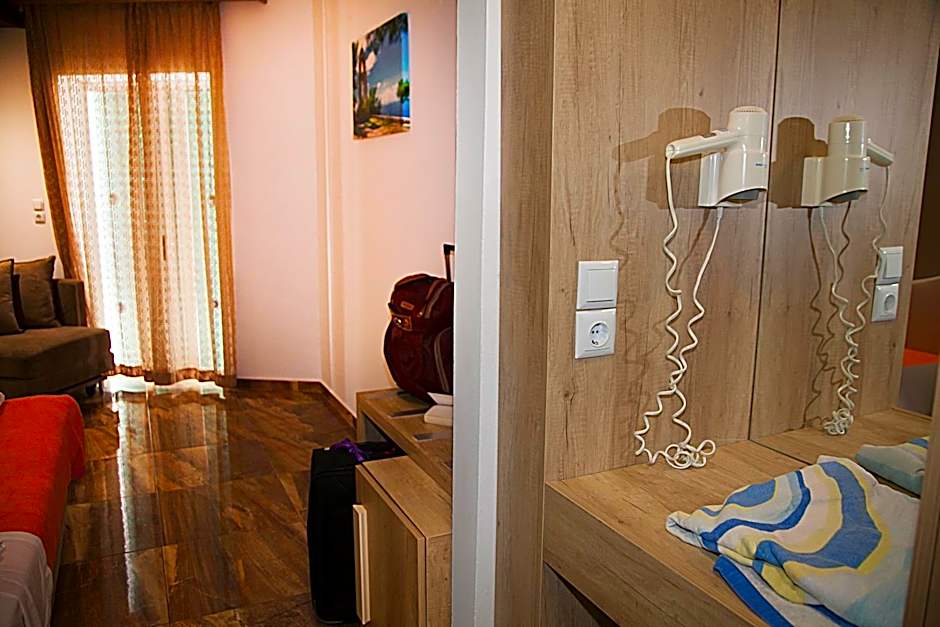Zeus Hotel