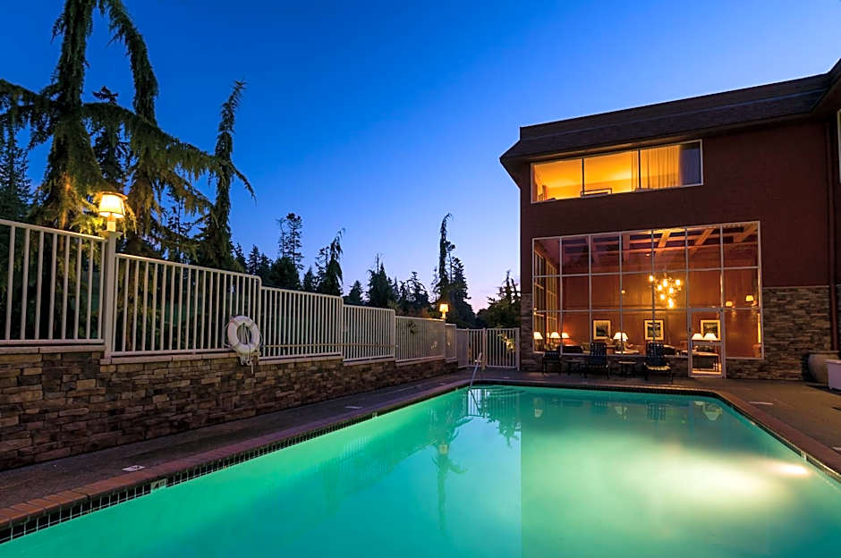 Olympic Lodge by Ayres