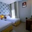 Splash Hotel