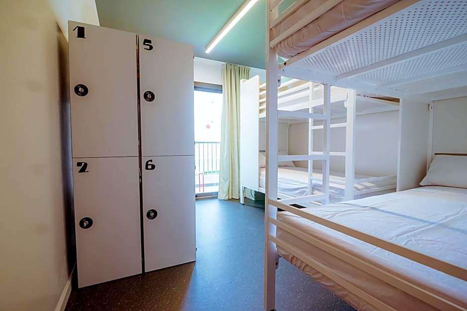 AMISTAT Island Hostel Ibiza - ALBERGUE JUVENIL