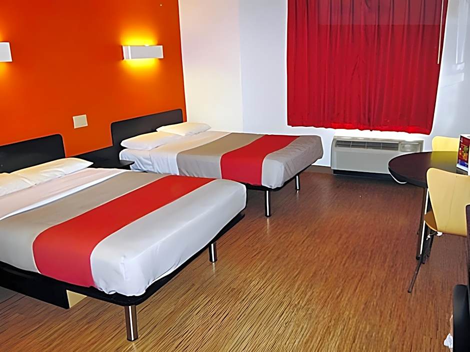 Motel 6-Plano, TX - West - Frisco