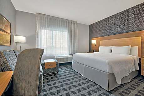 Studio, 1 King, Sofa bed