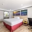 Days Inn by Wyndham Kenedy
