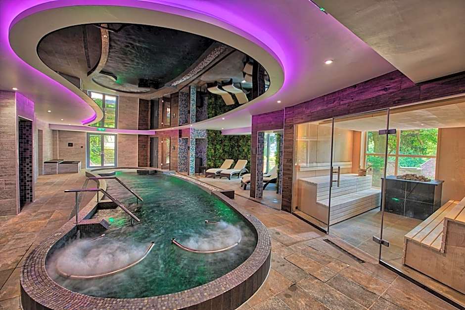 Ringwood Hall Hotel & Spa, Best Western Signature Collection