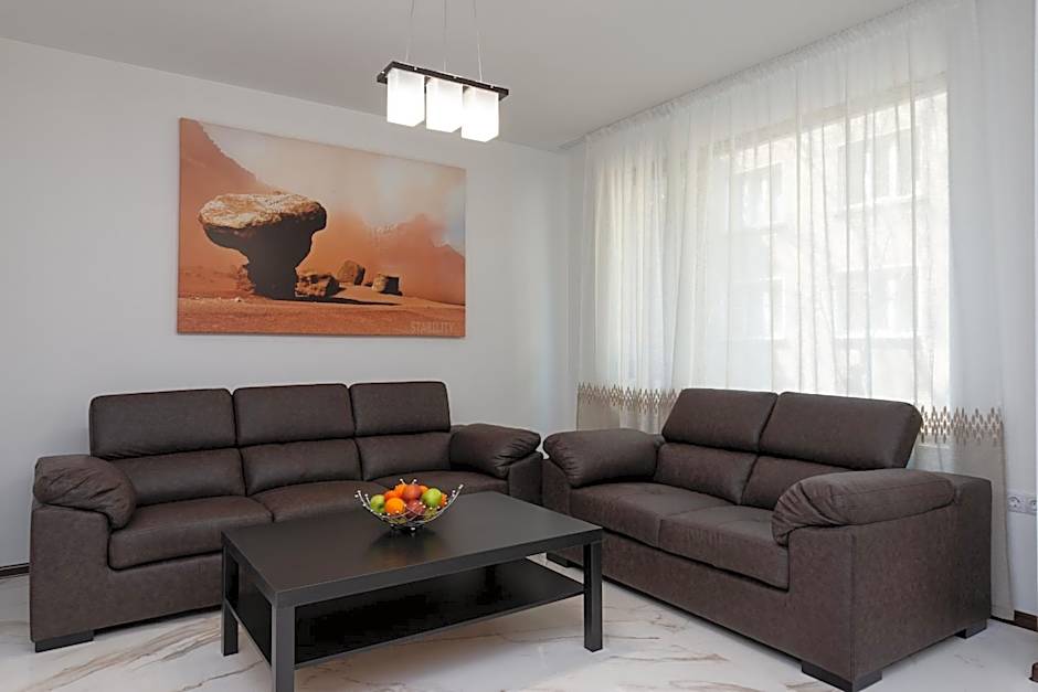 Grand Vitosha Apartments