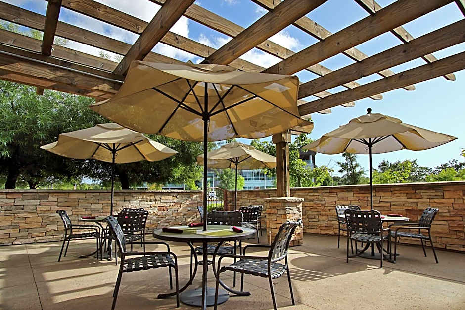 Hilton Garden Inn Sonoma County Airport