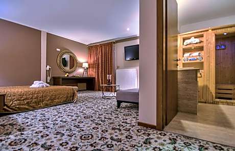 Junior Suite with Sauna