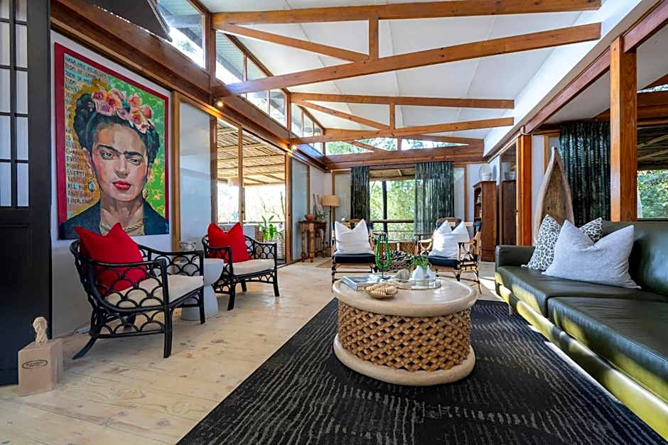 Makakatana Bay Lodge