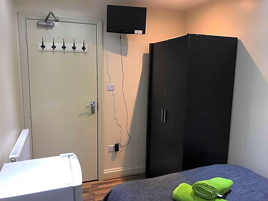 Mapesbury Hostel London