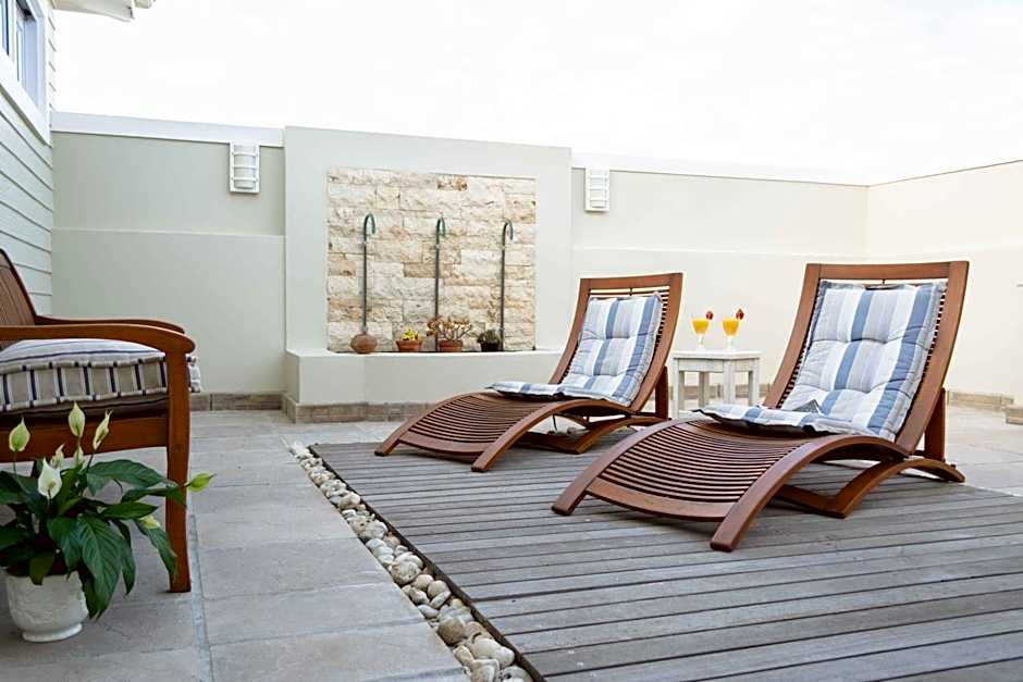 138 Marine Beachfront Guesthouse