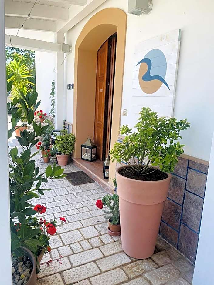 B&B Marina Sleep And Ship