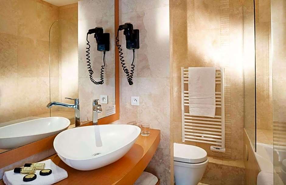 Grand Hotel Des Lecques; BW Signature Collection