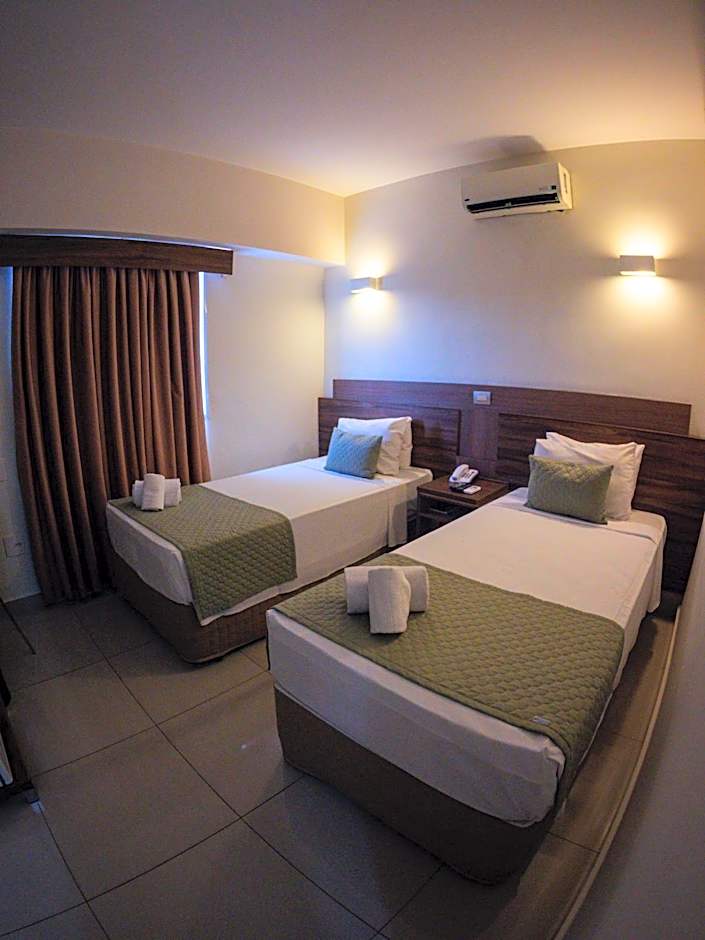 Ipe Center Hotel