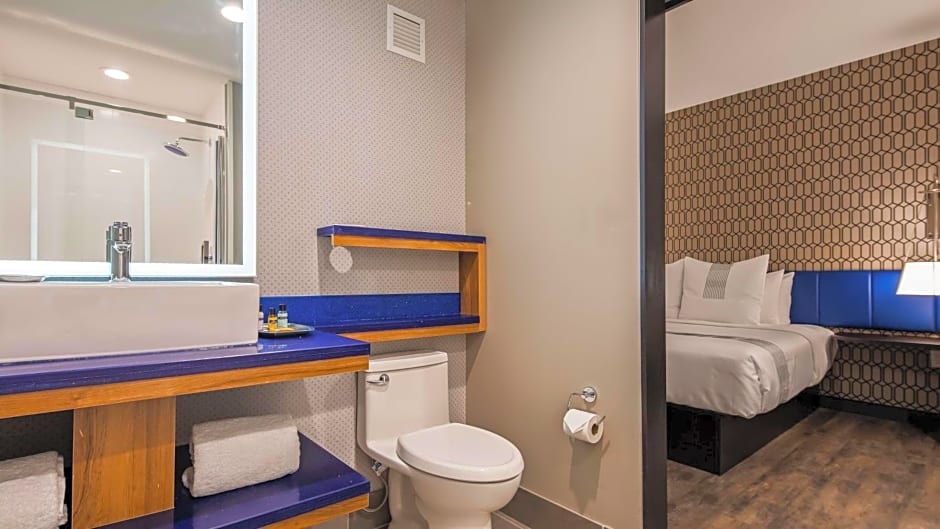 Glo Best Western Tulsa-Catoosa East Route 66