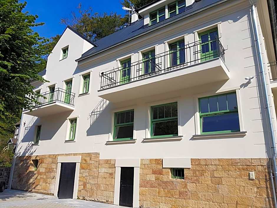 Pension Jitřenka Hřensko - Breakfast Included & Free Parking