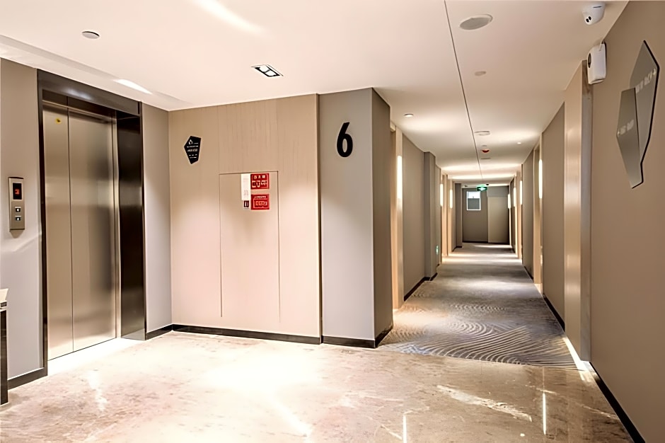 Echarm Hotel Guigang Wanda High-speed Railway Station