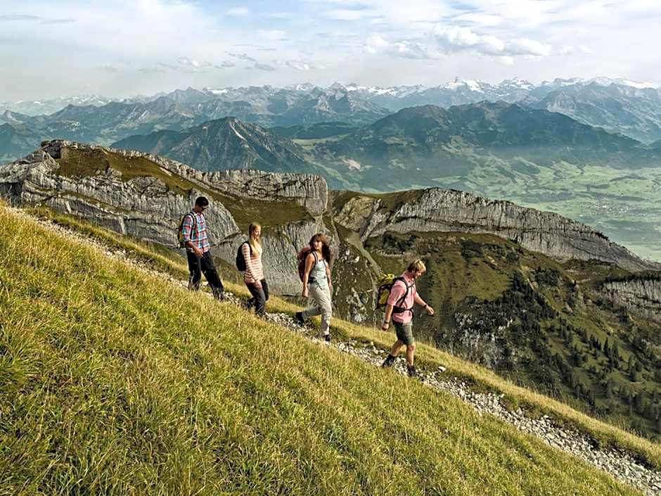 Hotel Pilatus-Kulm